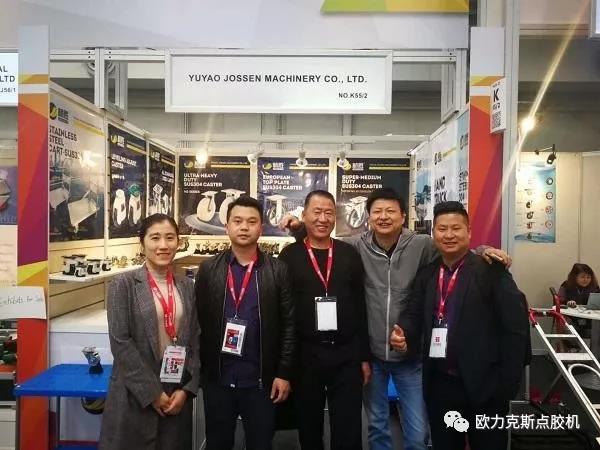 小黄片免费看，自動小黄片下载安装機